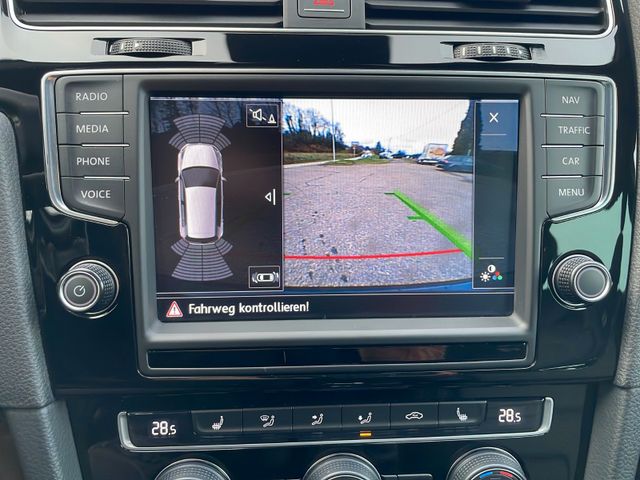 Volkswagen Golf VII R 4Motion DSG ACC