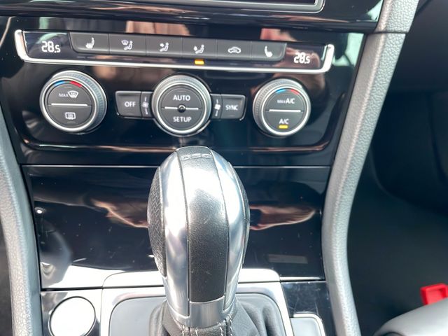 Volkswagen Golf VII R 4Motion DSG ACC