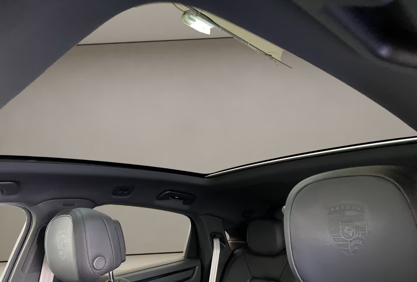 Porsche Cayenne Coupé E-Hybrid Platinum